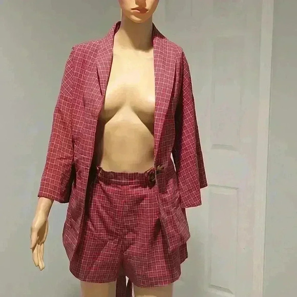 The east order set - Picture 3 of 14